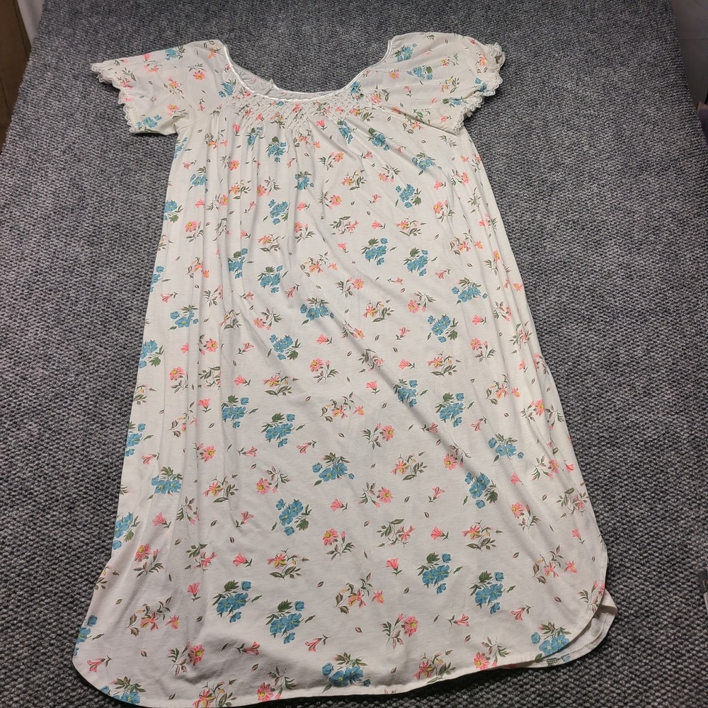 Vanity Fair Nightgown Women White Floral Print Lace Trim Short Sleeve Round Neck